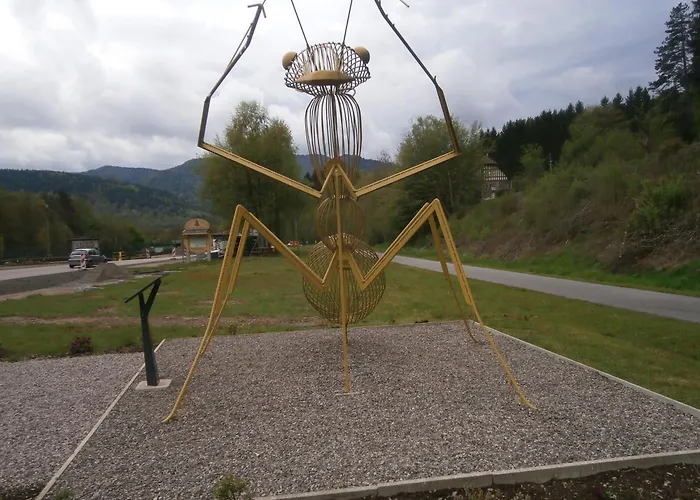 Monvillage